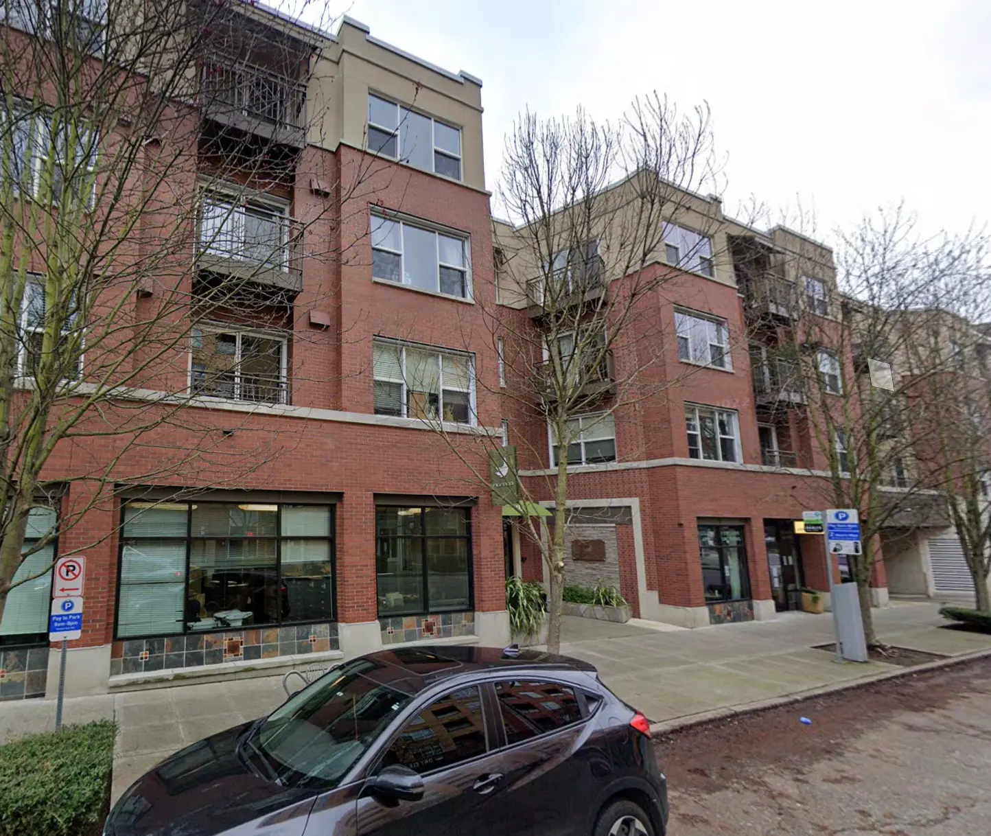 Green Lake Apartment — Seattle, WA